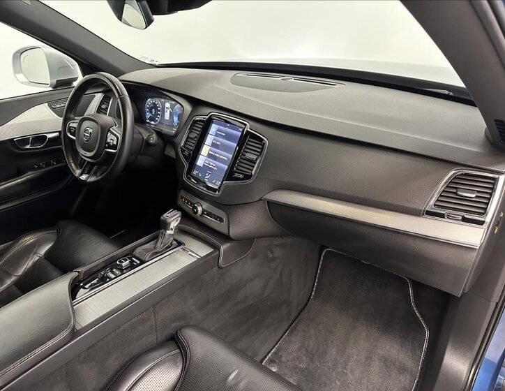 Volvo XC90 SUV 2,0 l 173 kw