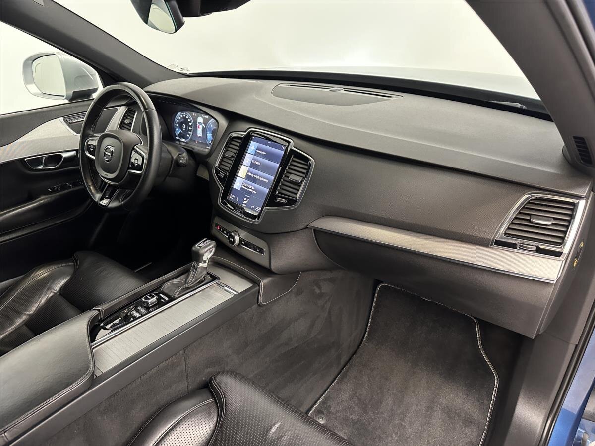 Volvo XC90 SUV 2,0 l 173 kw