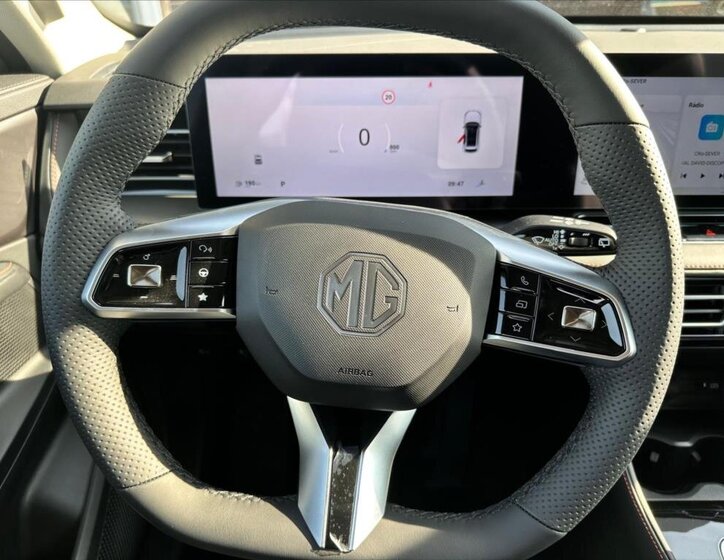 MG HS SUV 1,5 l 125 kw