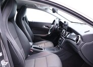Mercedes-Benz CLA 11