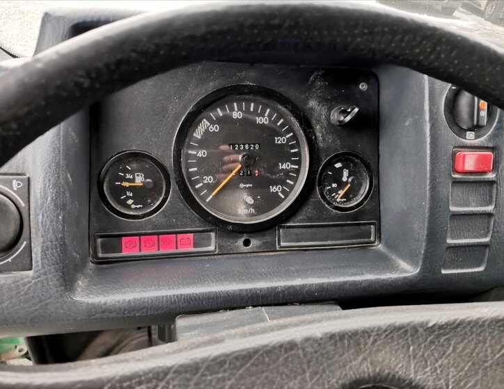 Mercedes-Benz Ostatní Skříň 2,4 l 55 kw