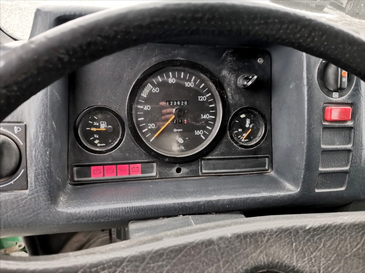 Mercedes-Benz Ostatní Skříň 2,4 l 55 kw