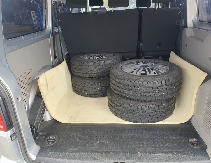 Volkswagen Transporter Kombi 2,0 l 110 kw