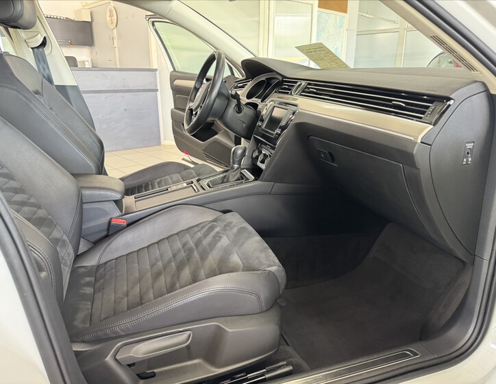 Volkswagen Passat 13