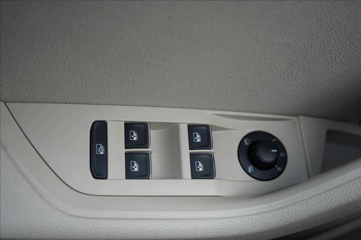 Škoda Superb Kombi 2,0 l 140 kw