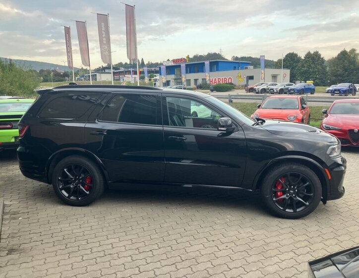 Dodge Durango 4