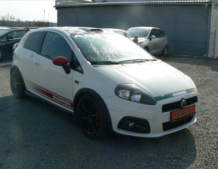Fiat Grande Punto Hatchback 1,4 l 114 kw