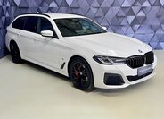 BMW Řada 5 Kombi 3,0 l 210 kw