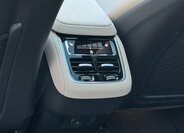 Volvo XC90 SUV / Terénní 2,0 l 184 kw