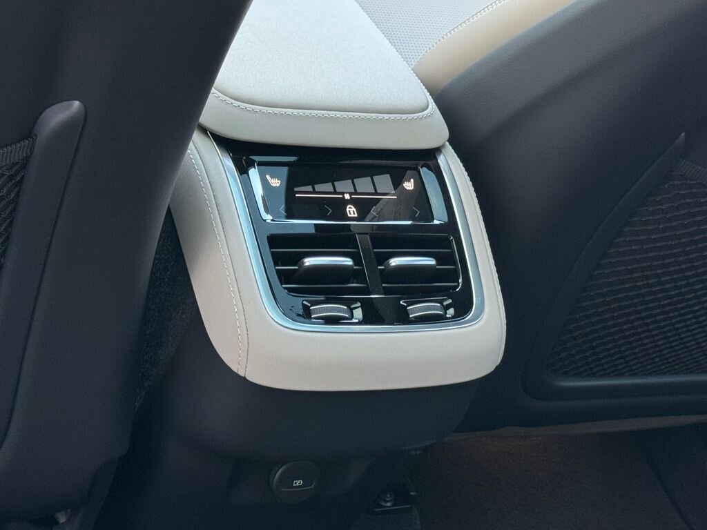 Volvo XC90 SUV / Terénní 2,0 l 184 kw