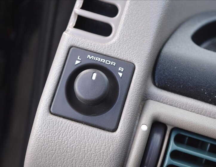 Land Rover Freelander Kombi 2,0 l 71 kw