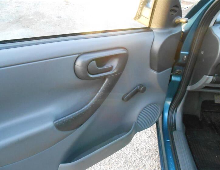 Opel Corsa 13