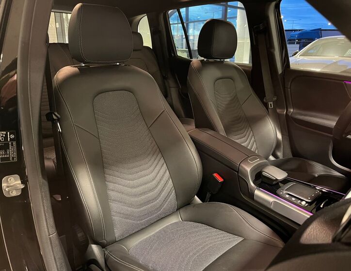 Mercedes-Benz EQB 21