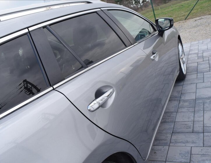 Mazda 6 Kombi 2,0 l 121 kw