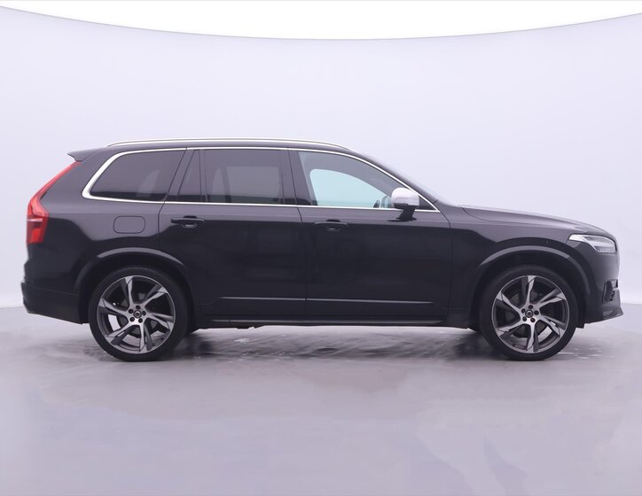 Volvo XC90 SUV / Terénní 2,0 l 173 kw