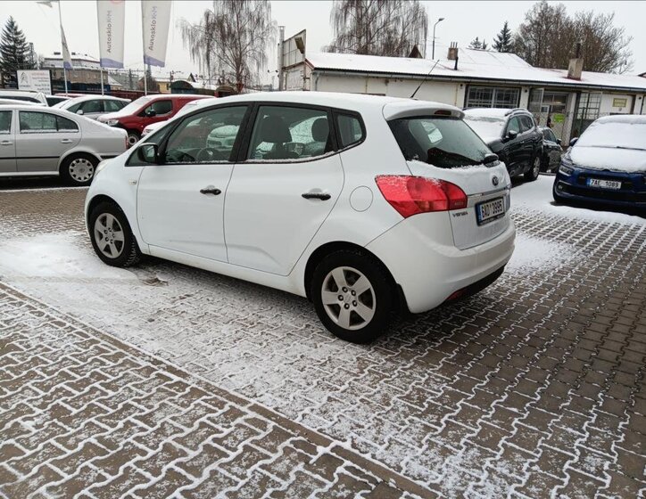 KIA Venga MPV 1,4 l 66 kw