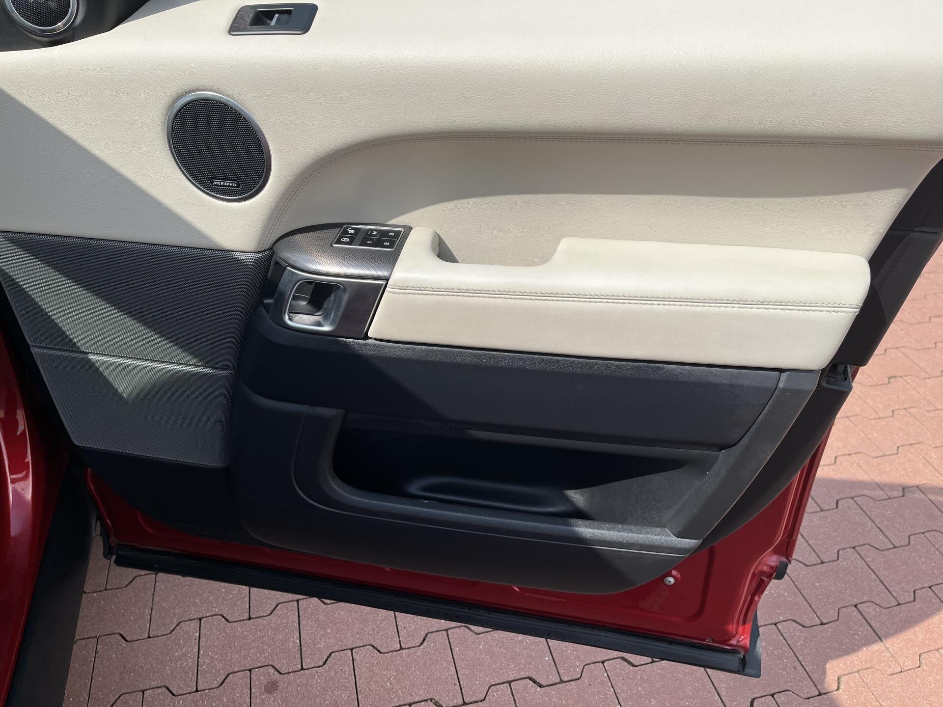 Land Rover Range Rover Sport SUV / Terénní 3,0 l 190 kw