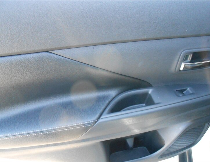 Mitsubishi Outlander Kombi 2,3 l 110 kw