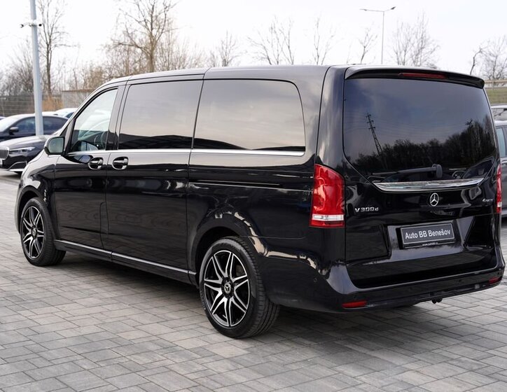 Mercedes-Benz Třídy V MPV 2,0 l 174 kw