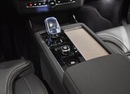 Volvo XC90 SUV / Terénní 2,0 l 228 kw