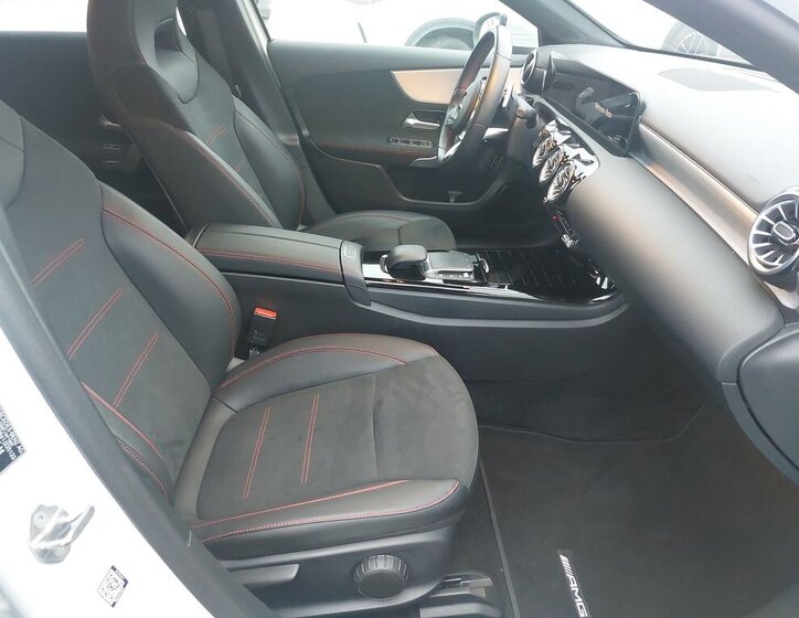 Mercedes-Benz Třídy A 10