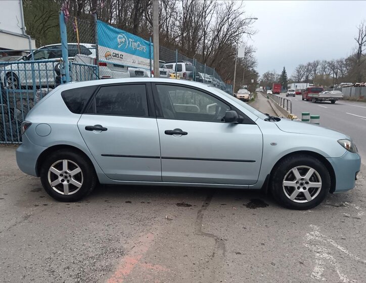 Mazda 3 Hatchback 1,3 l 62 kw