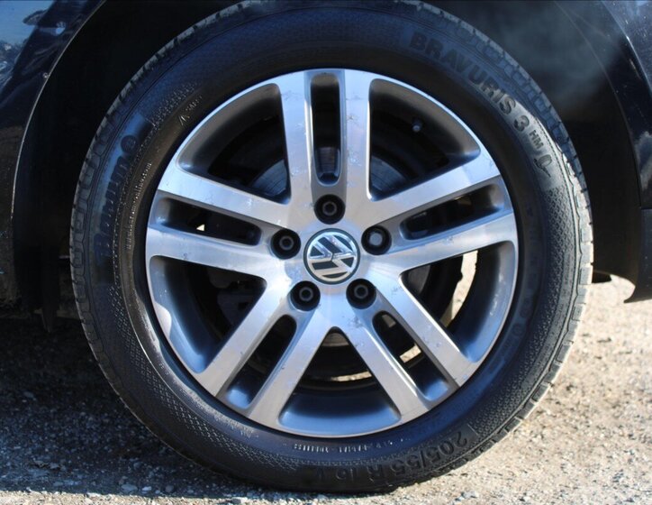 Volkswagen Touran MPV 1,9 l 77 kw