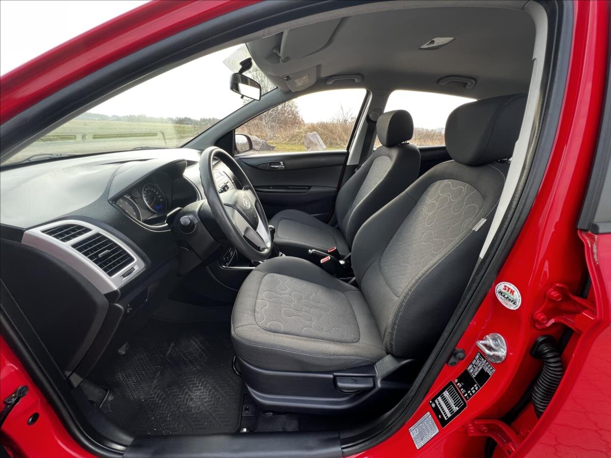 Hyundai i20 Hatchback 1,2 l 57 kw