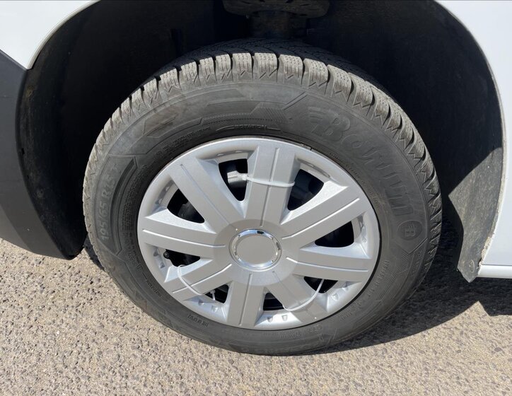 Peugeot Partner Skříň 1,5 l 75 kw