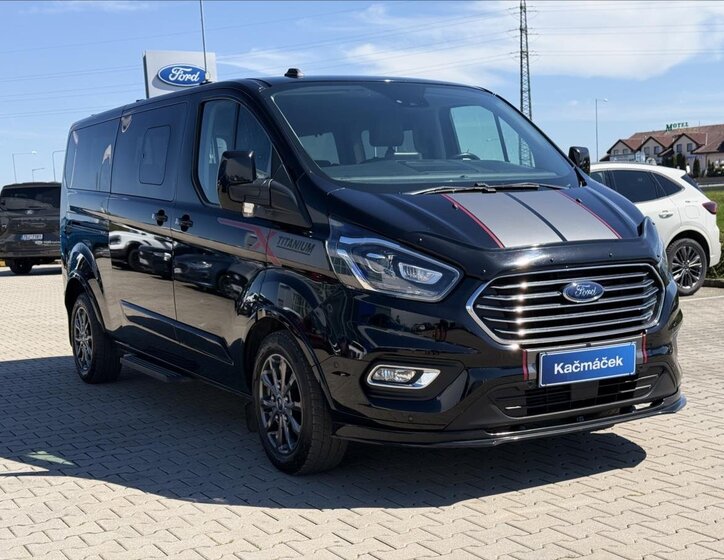 Ford Tourneo Custom MPV 2,0 l 136 kw