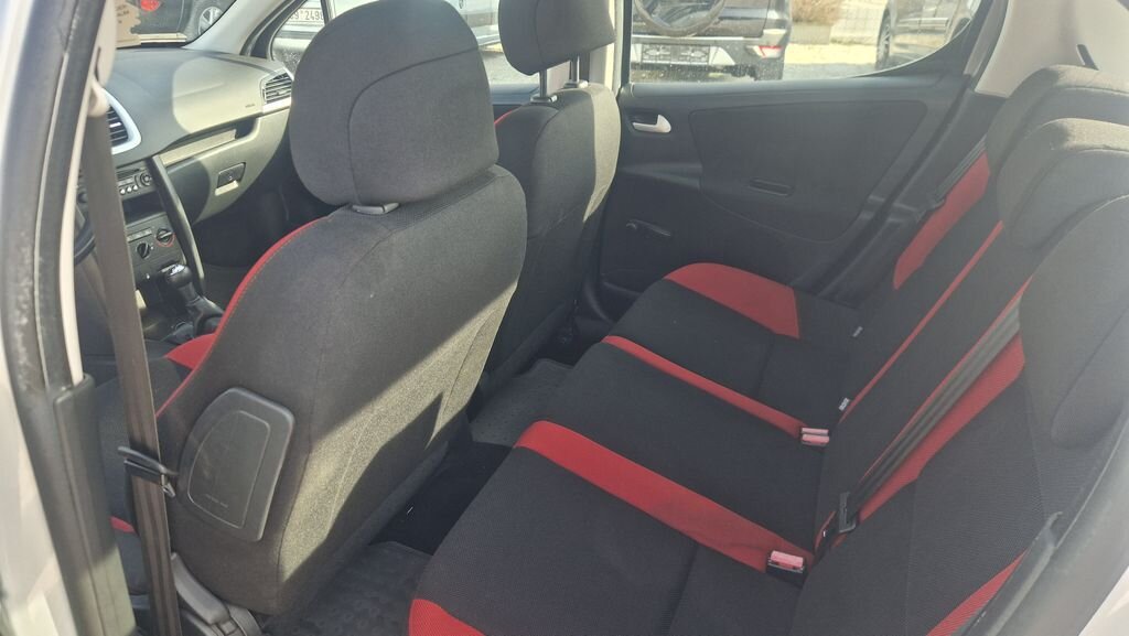 Peugeot 207 Hatchback 1,6 l 80 kw