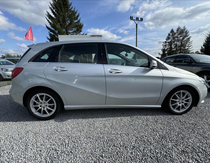 Mercedes-Benz Třídy B 8