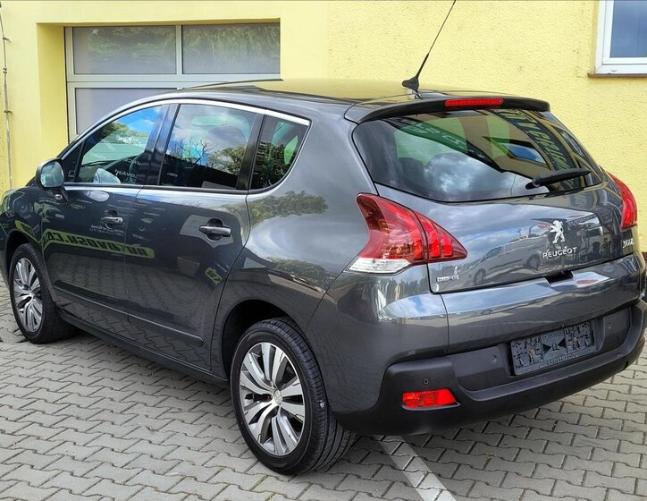 Peugeot 3008 8