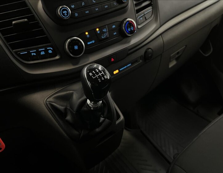 Ford Transit Custom MPV 2,0 l 96 kw