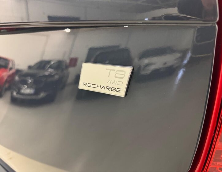 Volvo XC90 SUV 2,0 l 335 kw