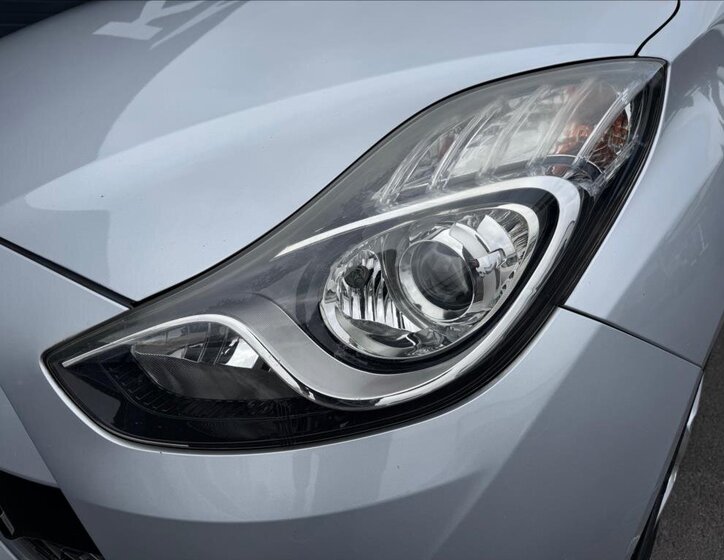 Hyundai ix20 MPV 1,4 l 66 kw