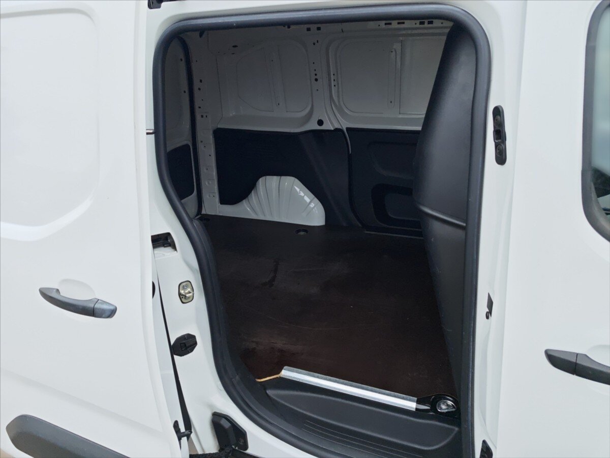 Peugeot Partner Ostatní 1,5 l 75 kw