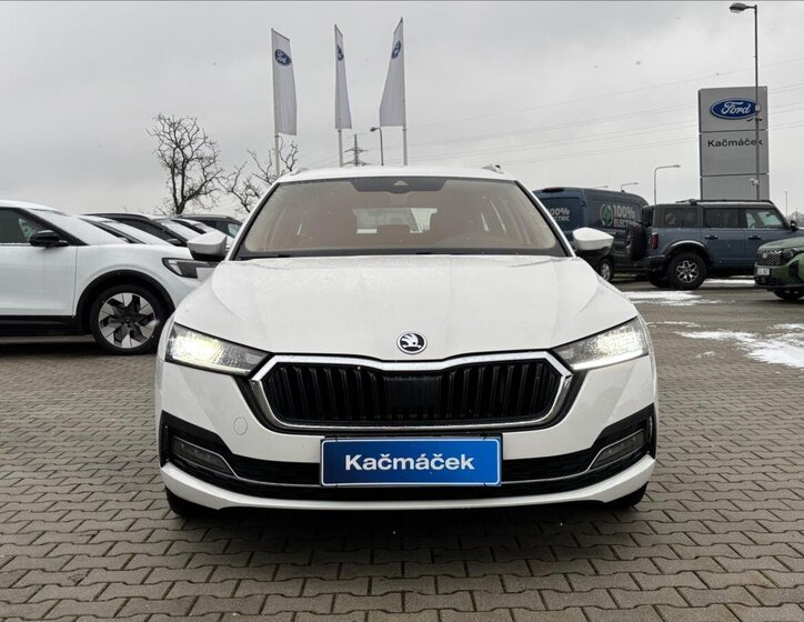 Škoda Octavia 8