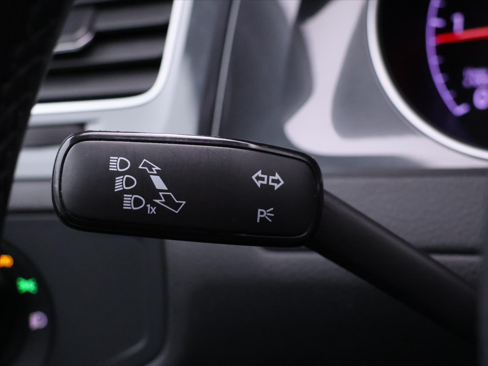 Volkswagen Golf Kombi 1,6 l 85 kw