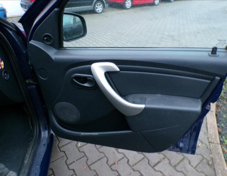 Dacia Logan Sedan / Limuzína 1,4 l 55 kw