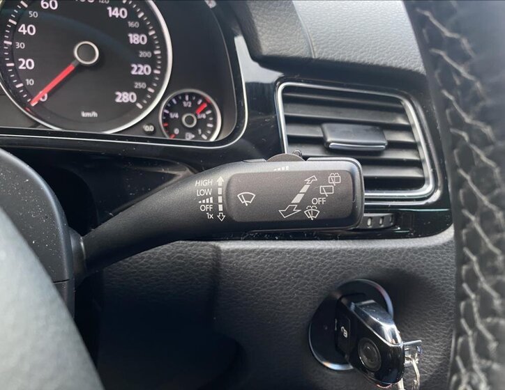 Volkswagen Touareg SUV / Terénní 3,0 l 176 kw