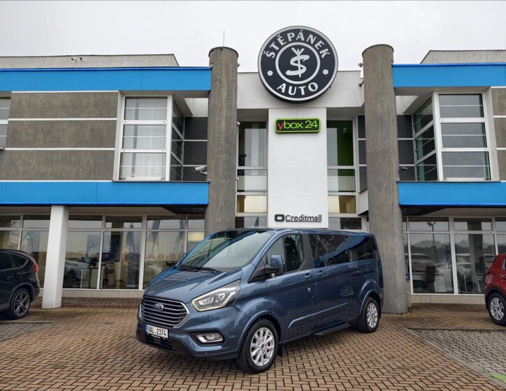 Ford Tourneo Custom MPV 2,0 l 136 kw
