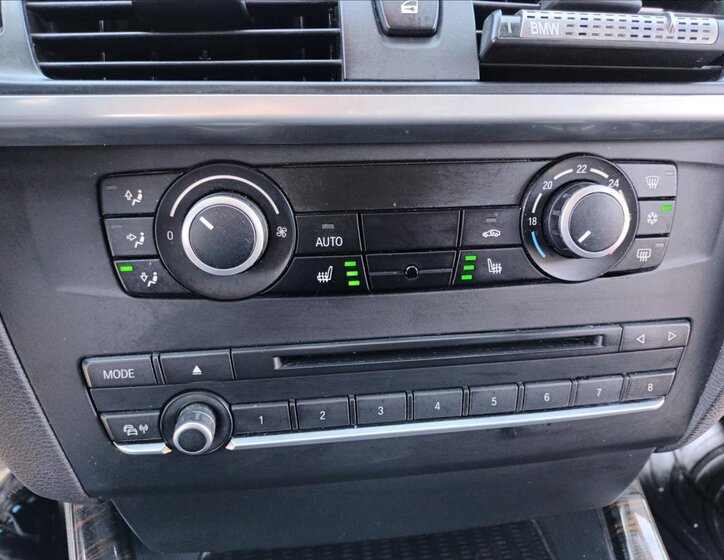 BMW X3 SUV / Terénní 2,0 l 135 kw