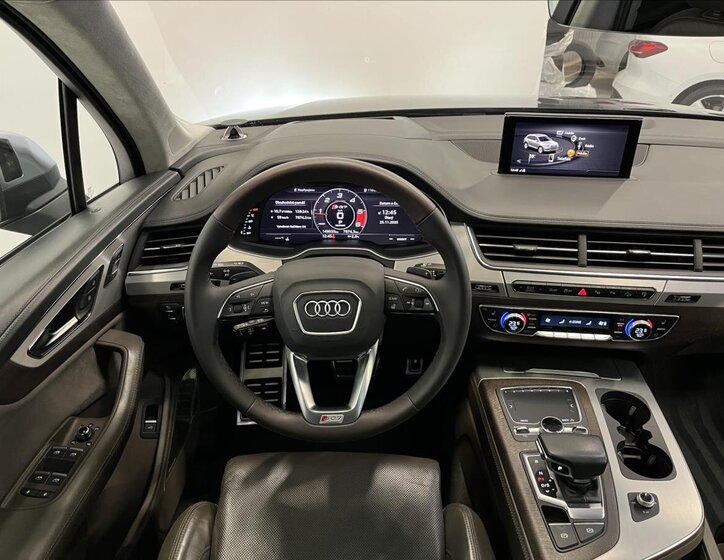 Audi SQ7 SUV 4,0 l 320 kw