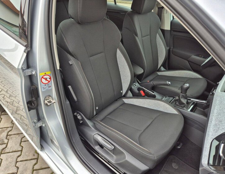 Škoda Scala Hatchback 1,0 l 85 kw