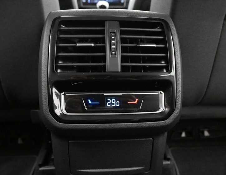 Volkswagen Passat Kombi 2,0 l 110 kw