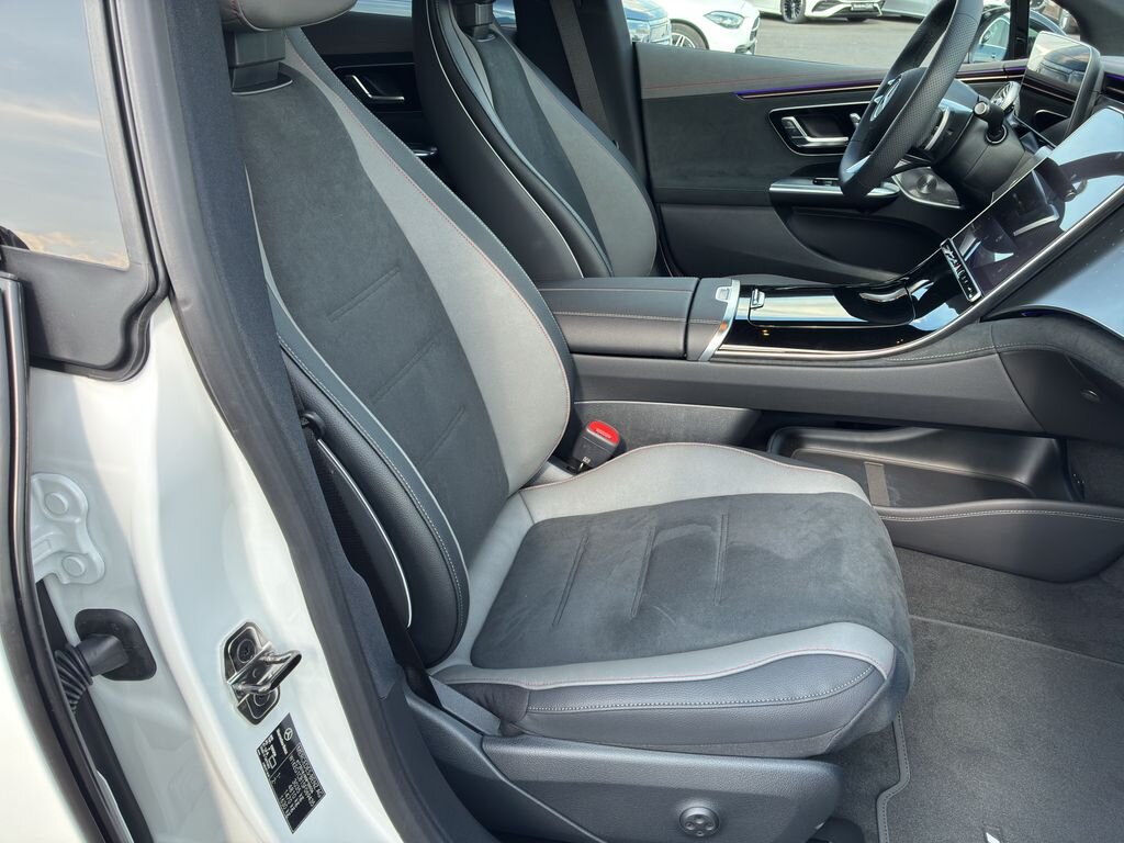 Mercedes-Benz EQE Sedan / Limuzína 0,0 215 kw