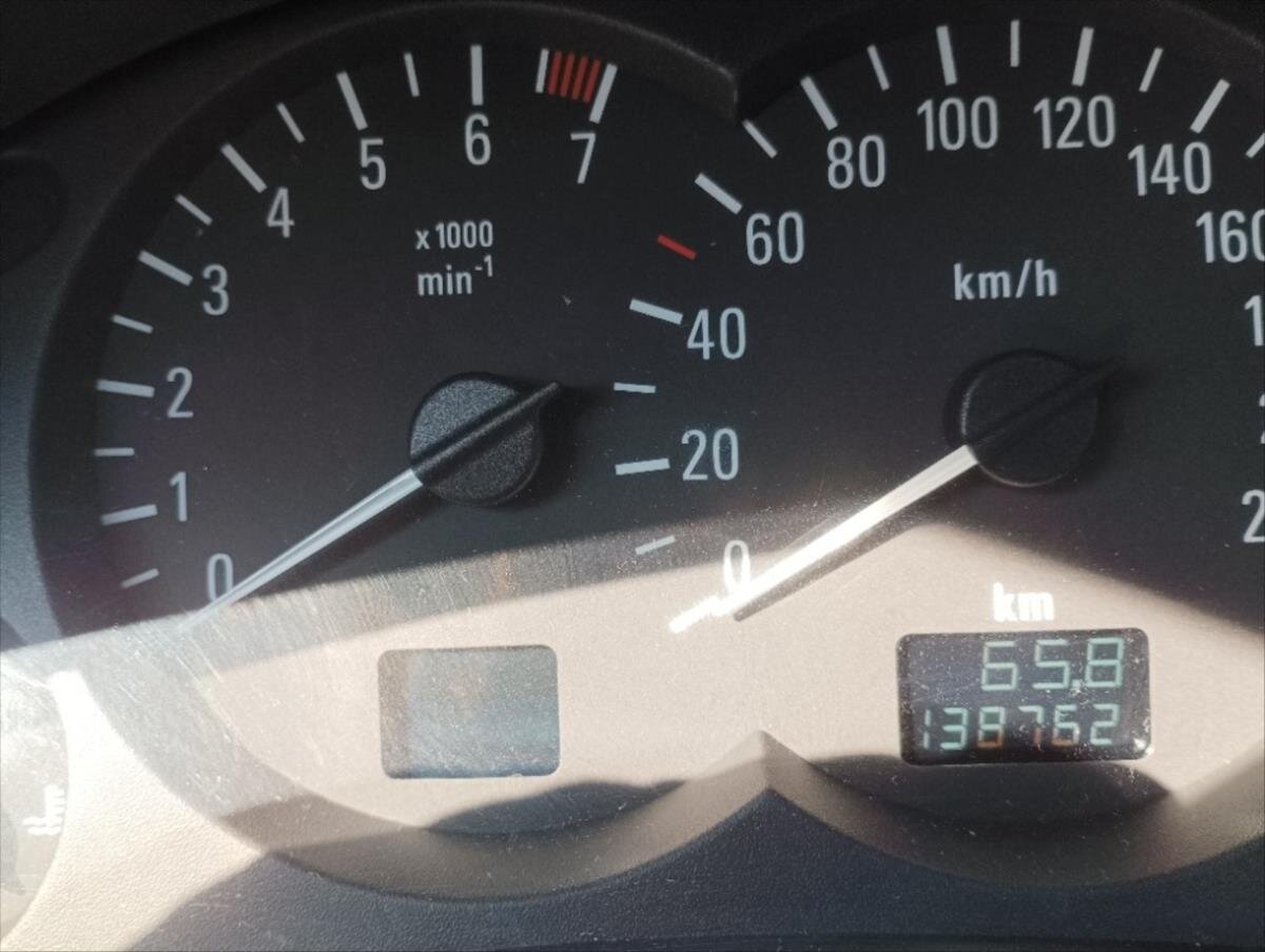 Opel Corsa Hatchback 0,0 55 kw