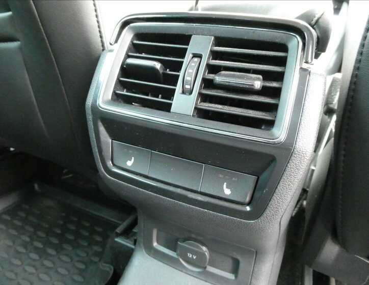 Škoda Karoq SUV / Terénní 2,0 l 110 kw