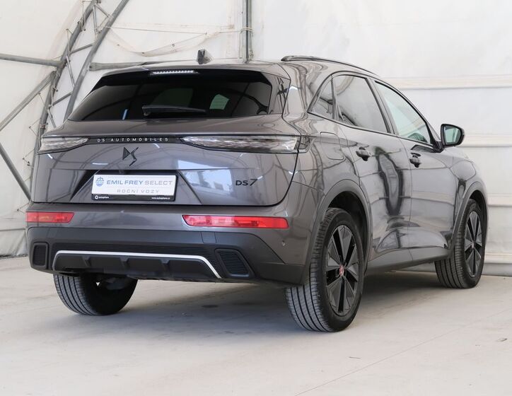 DS Automobiles DS7 Crossback 6